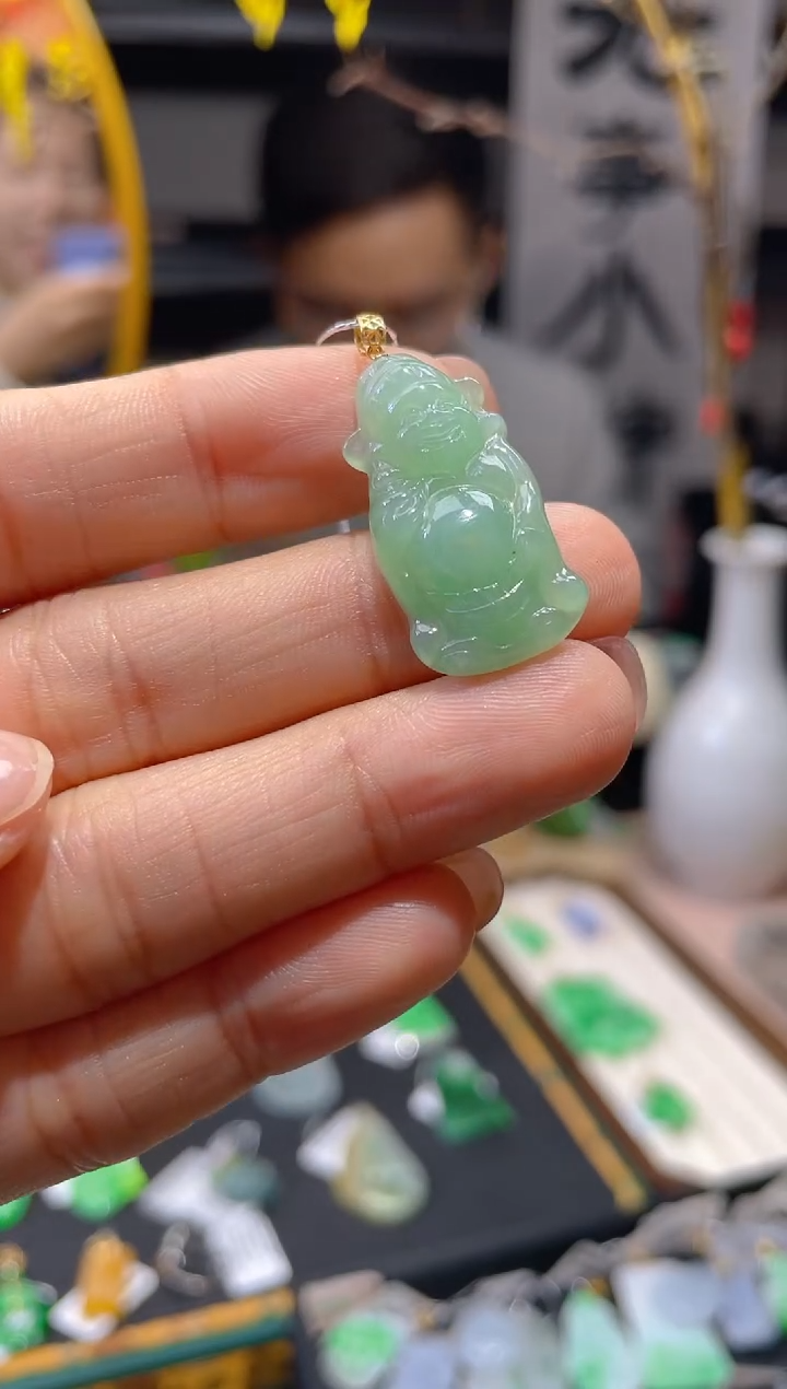 【闪购商品】翡翠颈饰18K金镶嵌假一赔三