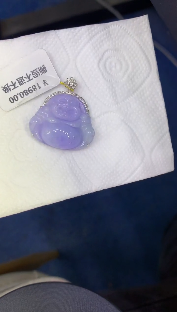 颈饰18K金镶嵌翡翠缅甸天然翡翠A货