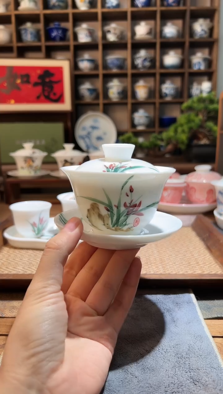 【闪购商品】五彩兰花三才盖碗