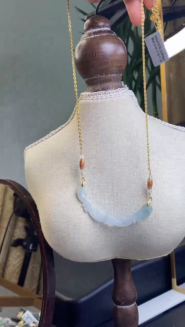 颈饰银S925镶嵌翡翠13221