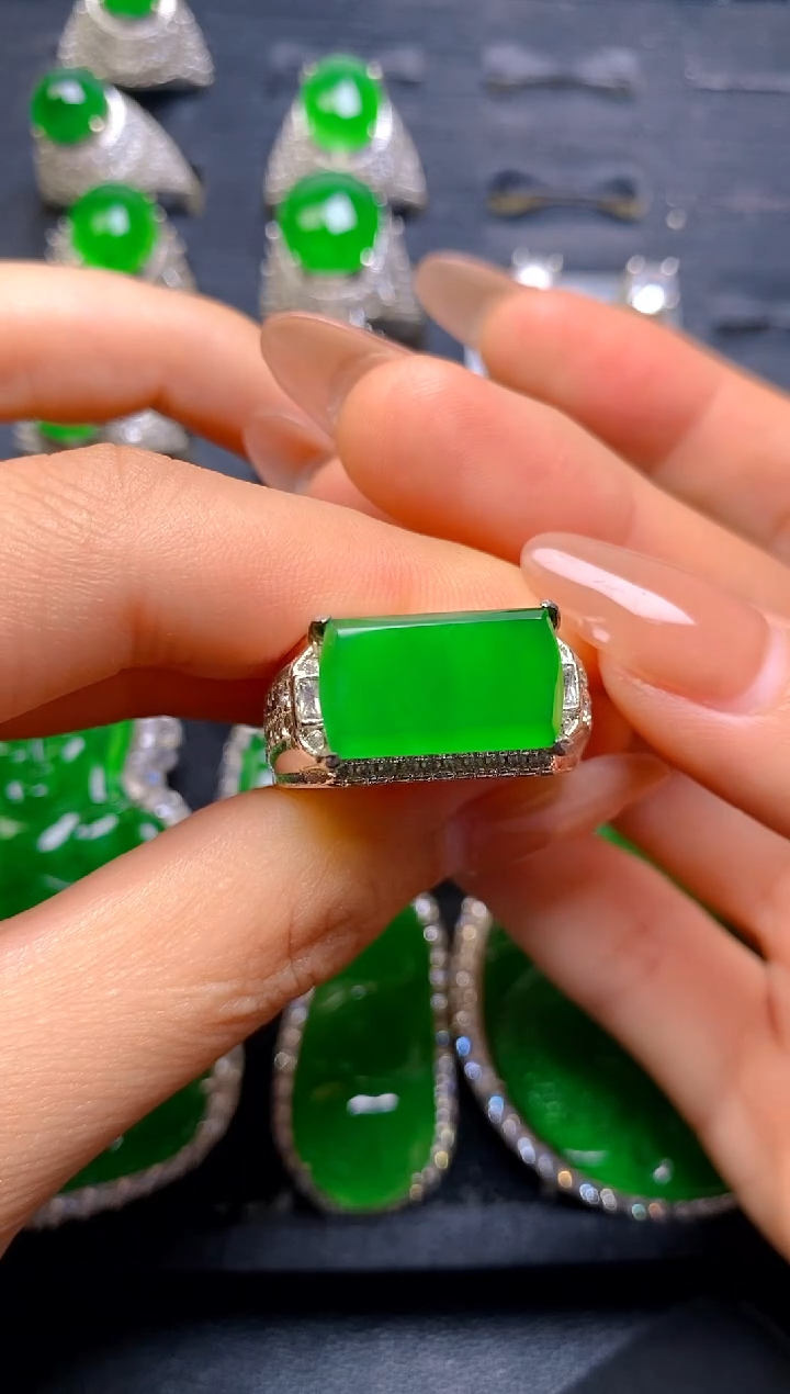 【闪购商品】翡翠戒指未镶嵌马鞍戒