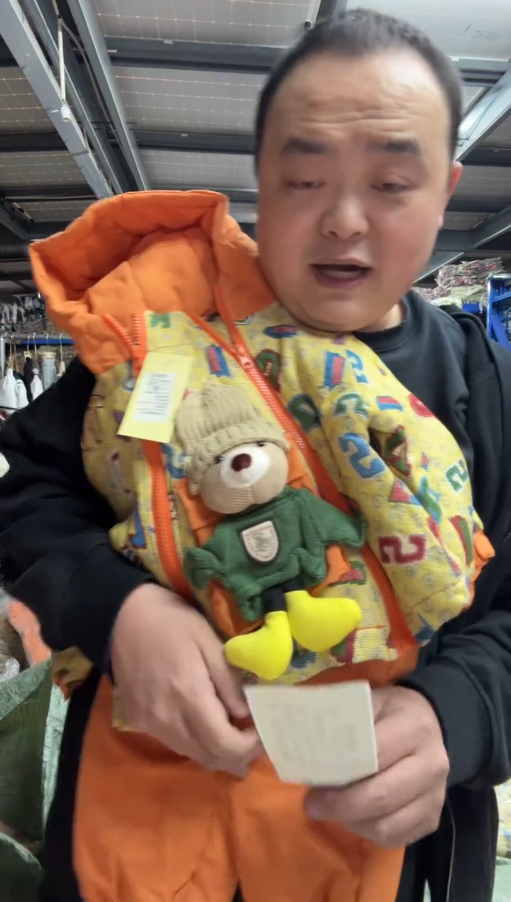 稀*?女童套装120 130