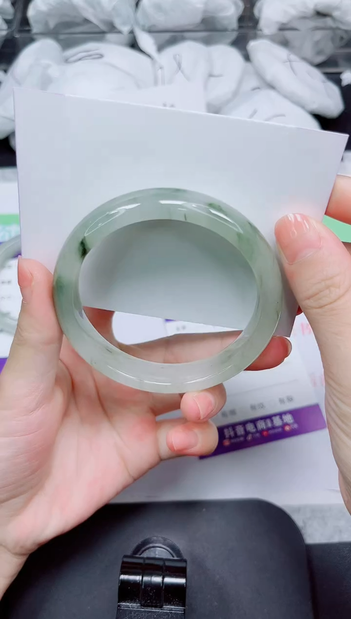 石英质玉手镯未镶嵌2-58