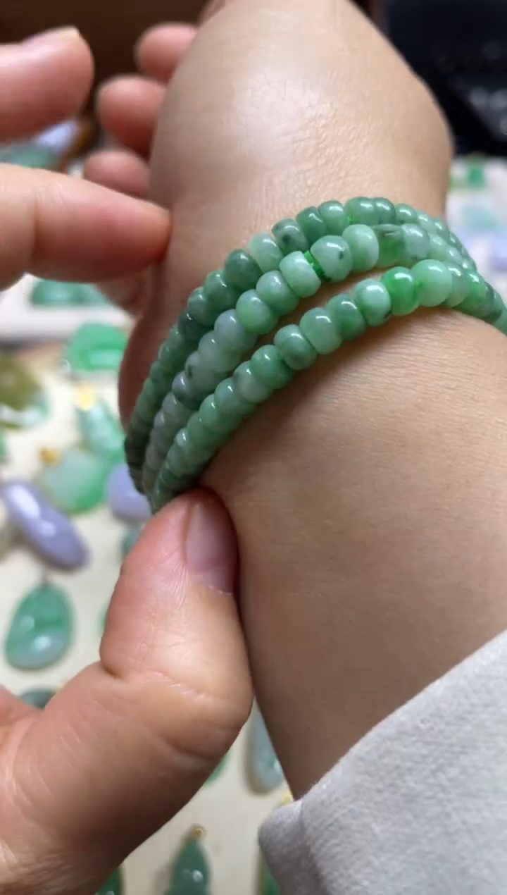 未镶嵌手串翡翠珠串多样性发其一