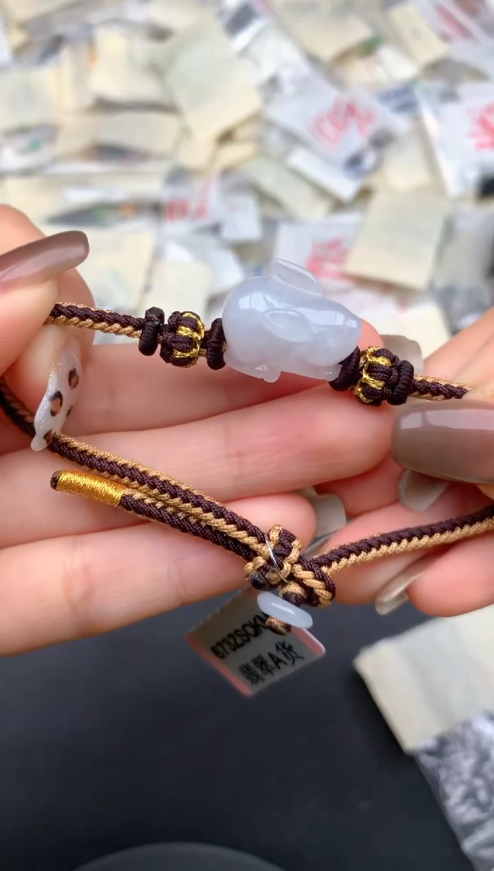 未镶嵌挂件翡翠一兔