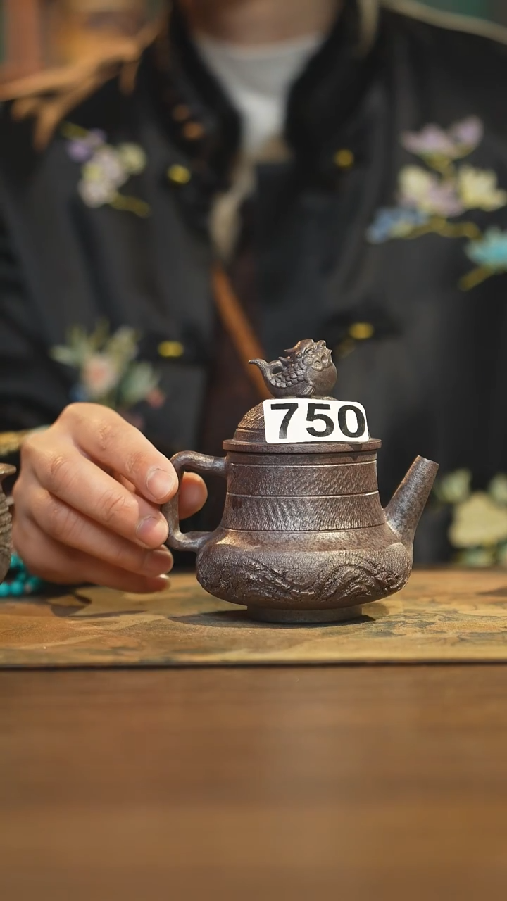 【闪购商品】其他陶瓷茶具  手工壶750