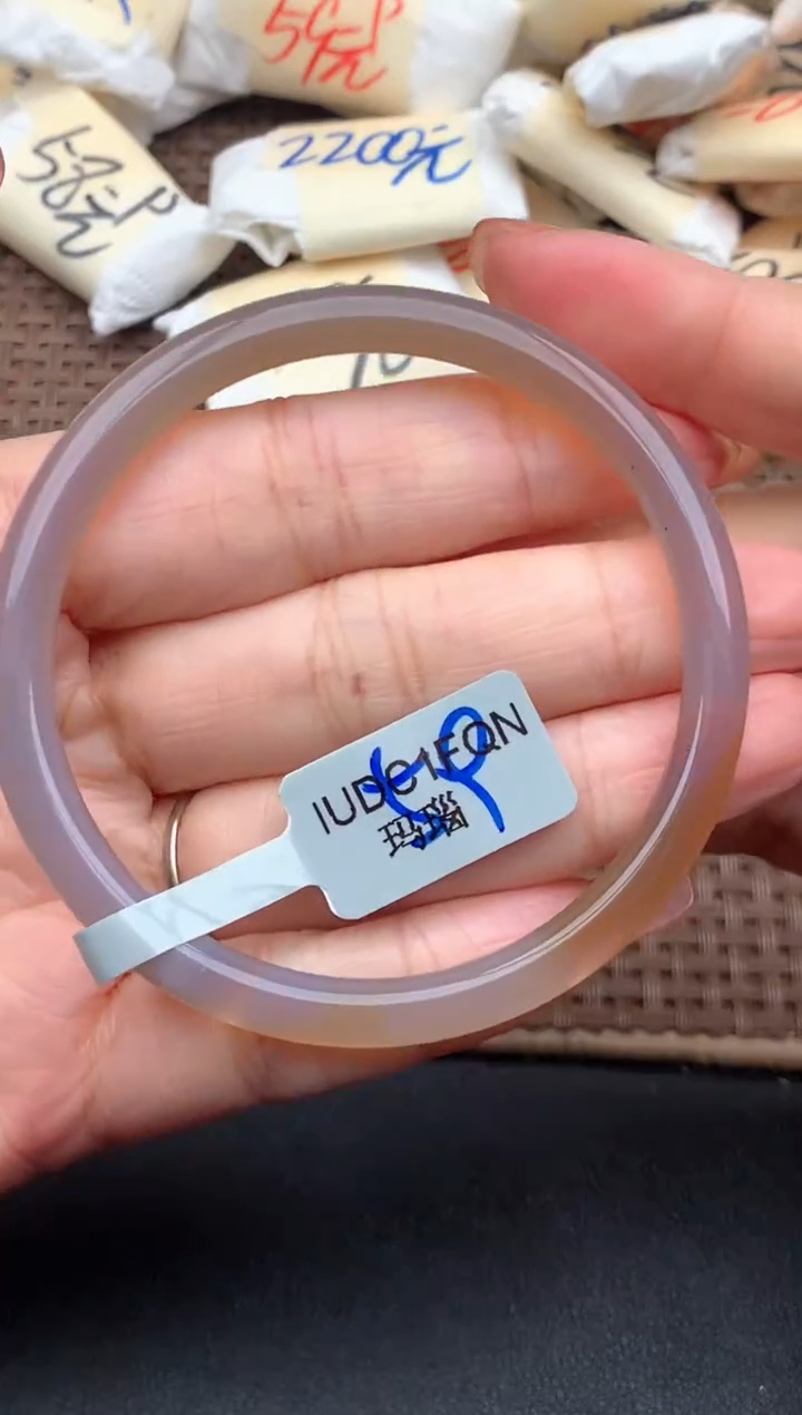 未镶嵌手串玛瑙/玉髓1