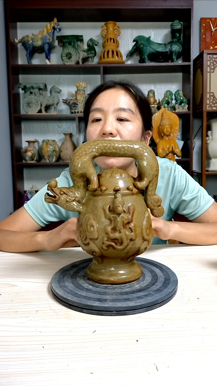 经典精美复古风格瓷器