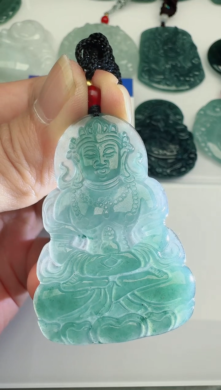 【闪购商品】翡翠吊坠(不含链)未镶嵌多样性随机发其一