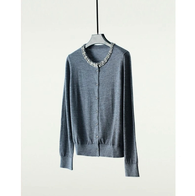 GD LAOLENTOE【A901-A1000】简约设计感显瘦长袖打底衫纯色百搭内搭