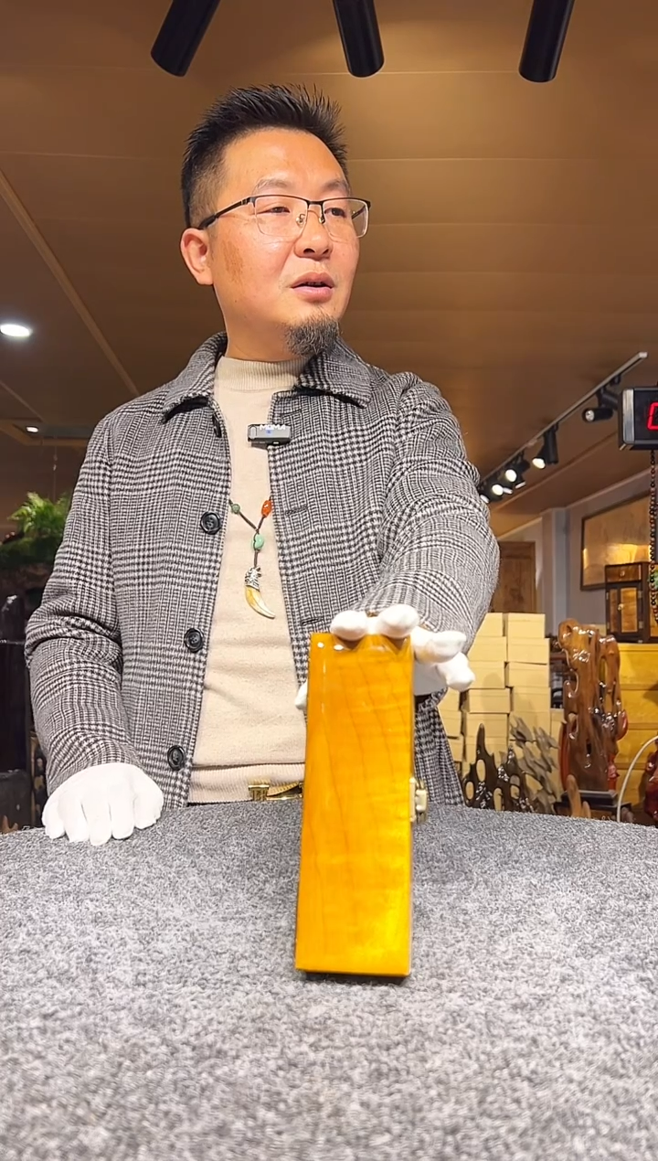 金丝楠木雕款@****道金丝楠木摆件