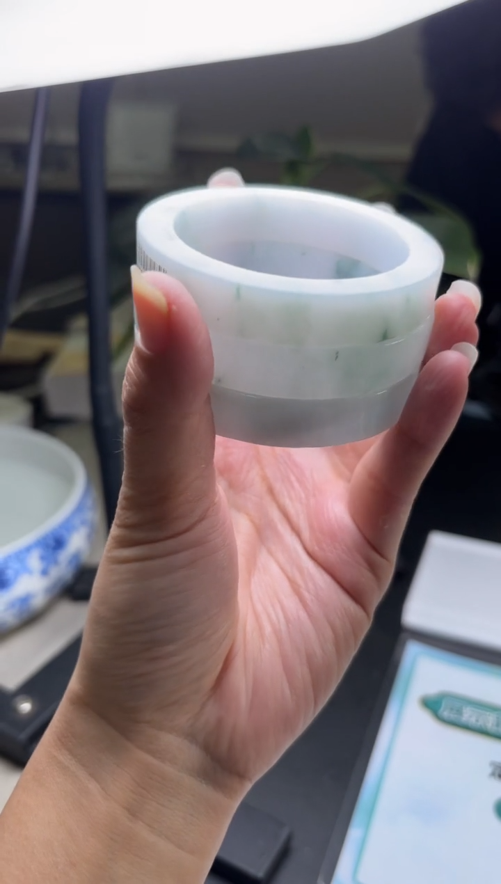 【闪购商品】定制翡翠定制手镯不退不换未镶嵌定制手镯不退不换