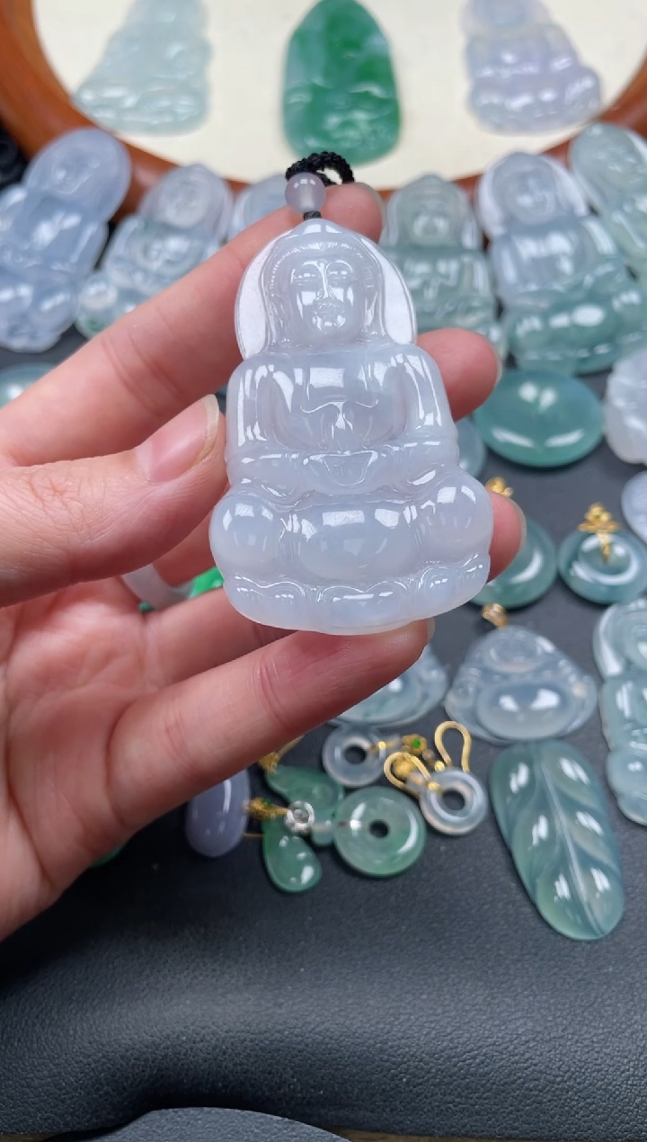 【闪购商品】翡翠颈饰未镶嵌观音