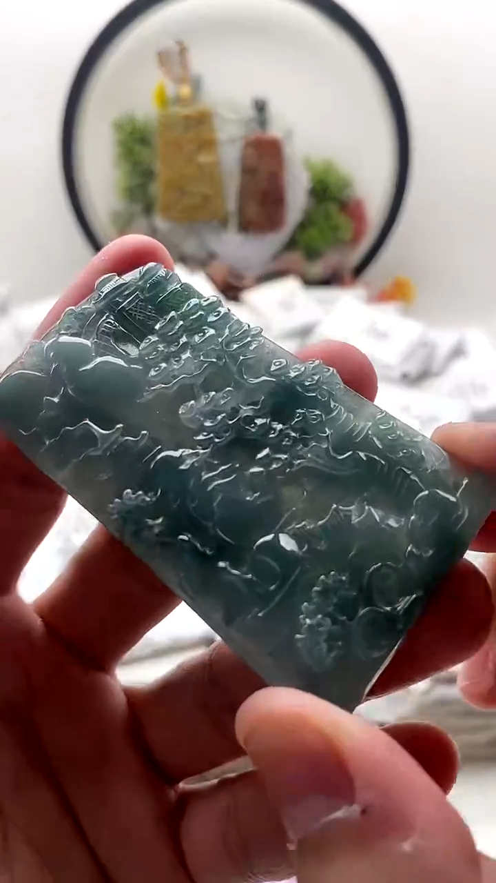 颈饰未镶嵌翡翠山水牌