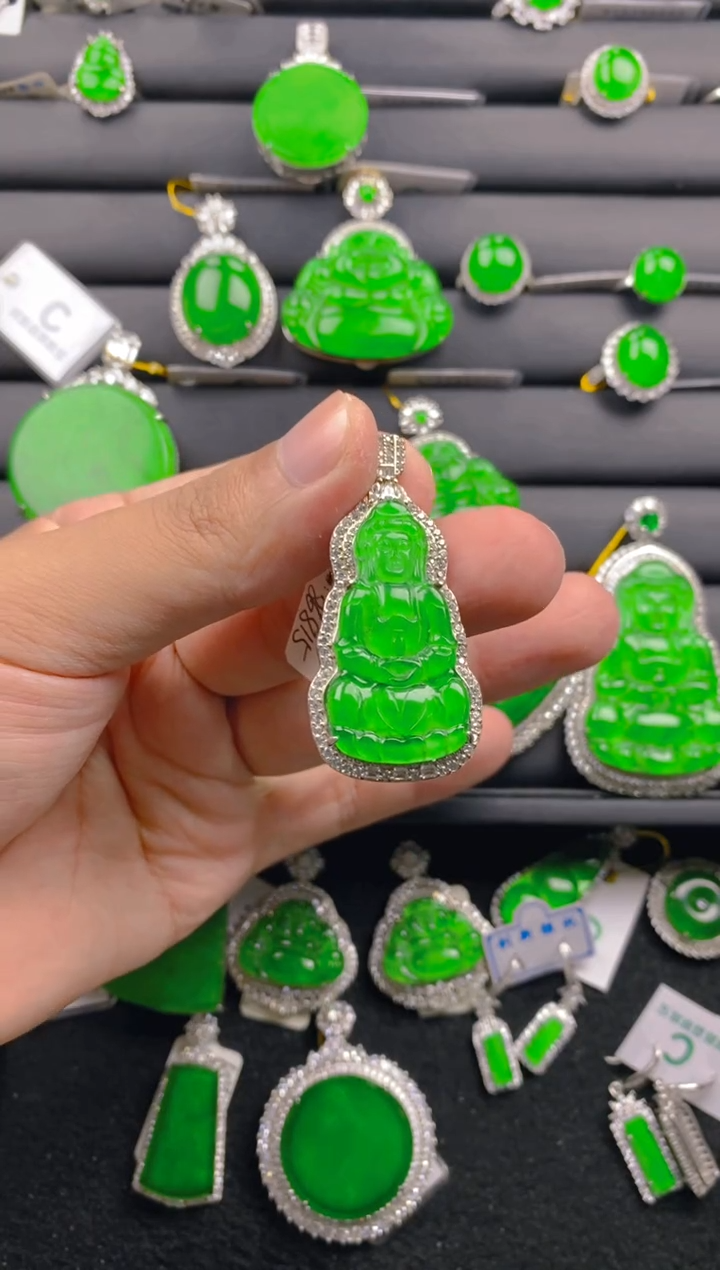 【闪购商品】翡翠颈饰银S925镶嵌11111111