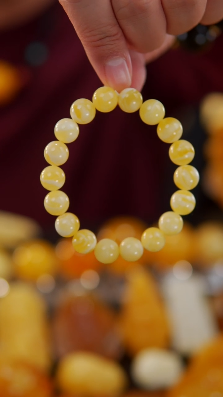 【闪购商品】蜜蜡裸石未镶嵌11俄料骨花手串14.19