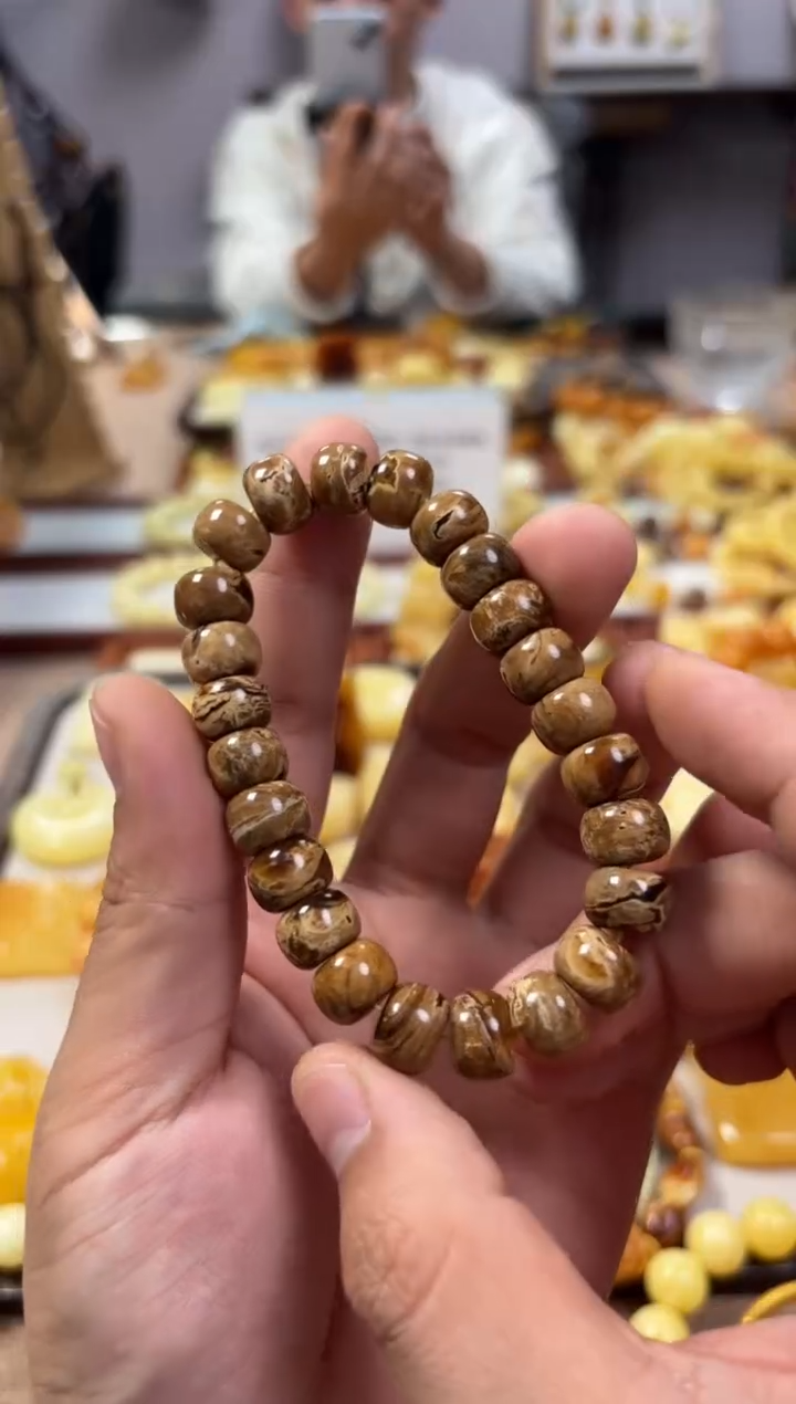 【闪购商品】蜜蜡裸石未镶嵌手串