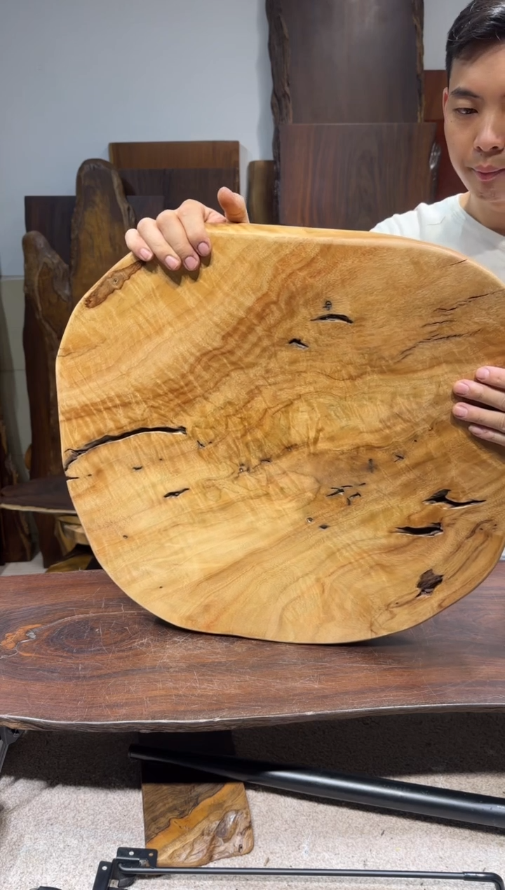 香樟木尺寸54*50*4.5编号428