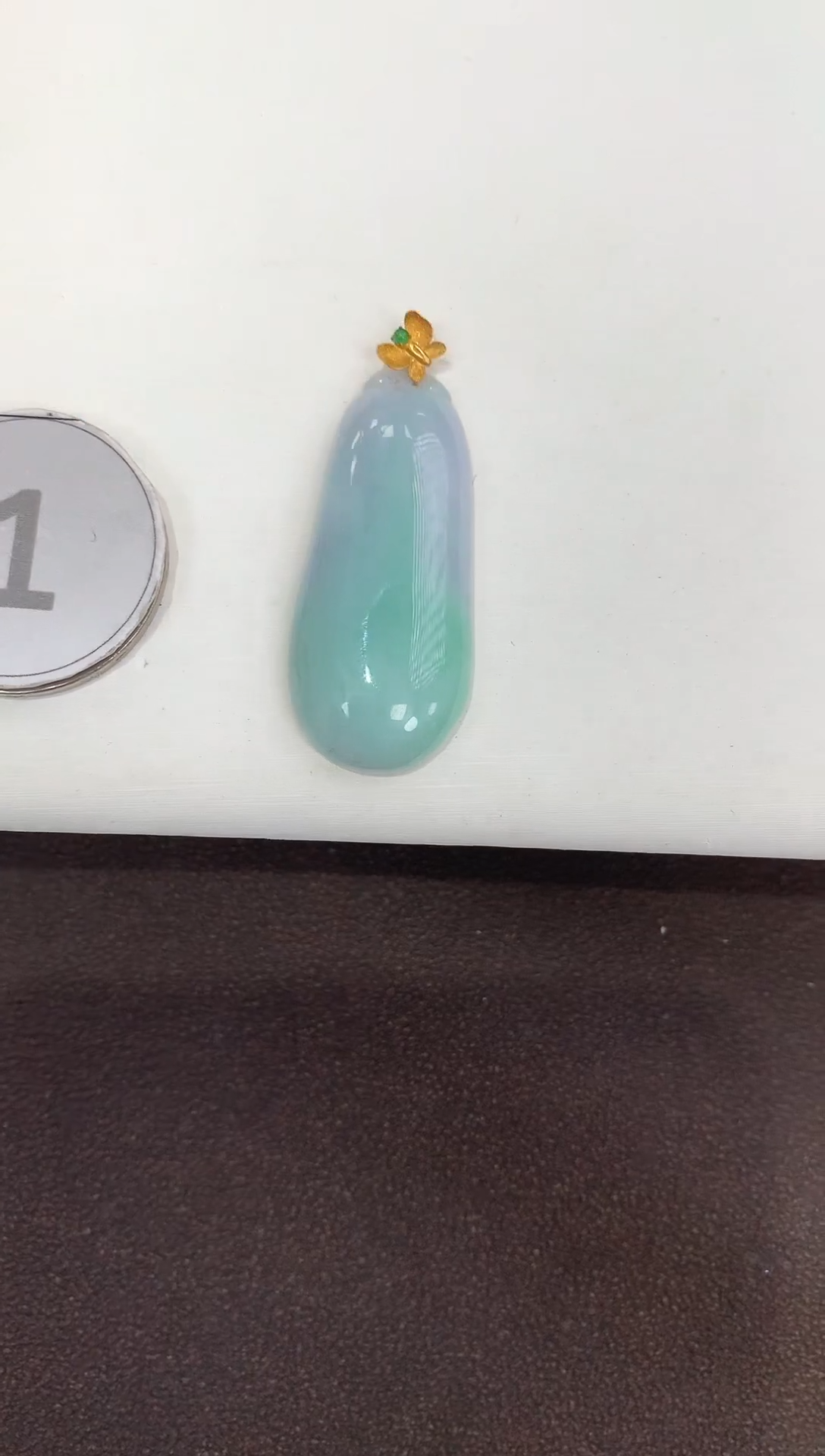 颈饰18K金镶嵌翡翠缅甸a货翡翠