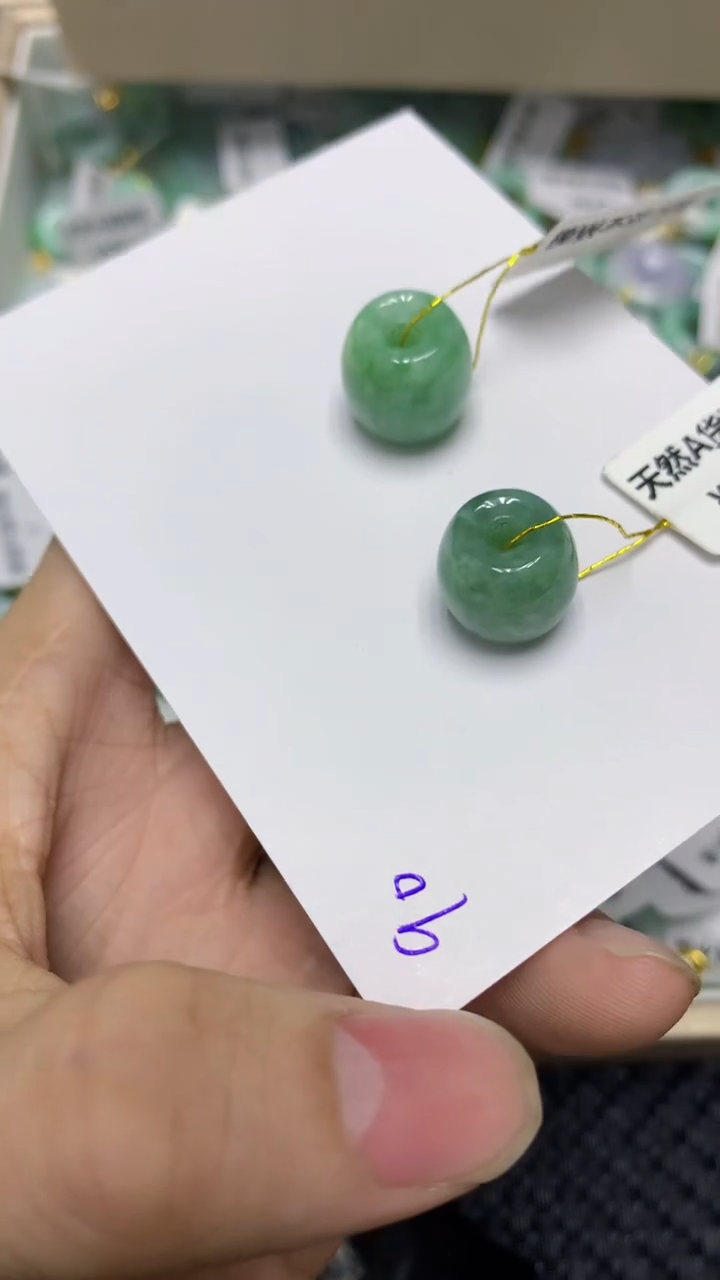 颈饰未镶嵌翡翠缅甸A货翡翠多样性发其一