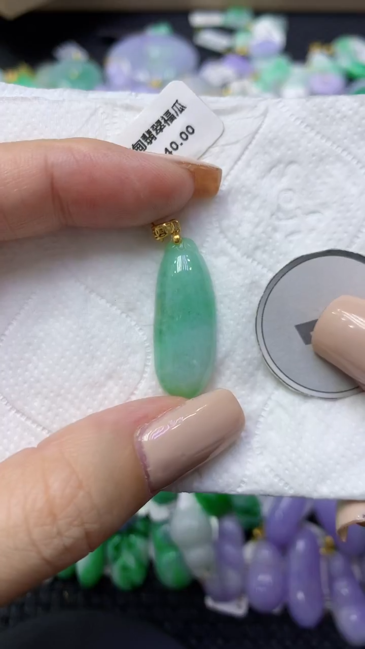 颈饰未镶嵌翡翠天然缅甸翡翠A货