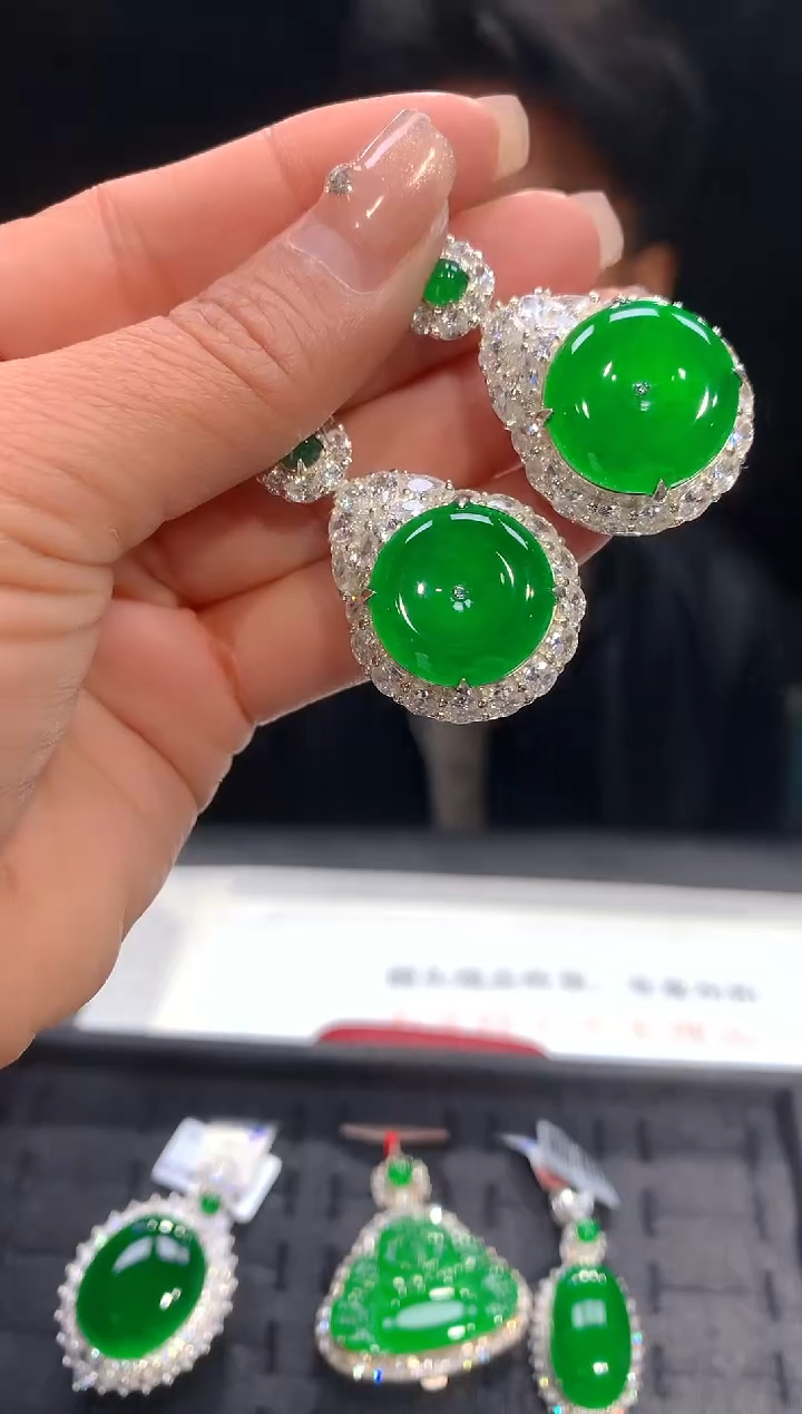 【闪购商品】定制翡翠未镶嵌77-多样性发货（发其一）