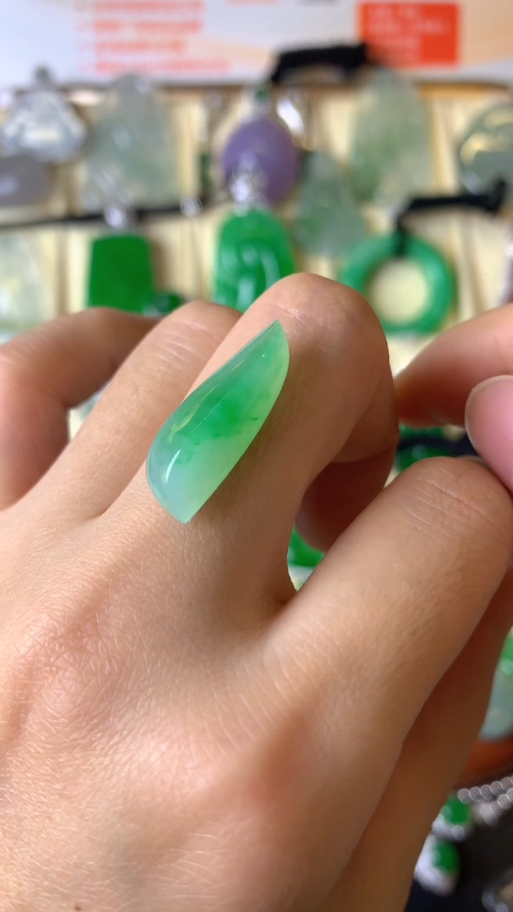 【闪购商品】定制翡翠未镶嵌1裸玉（客户意向镶嵌）