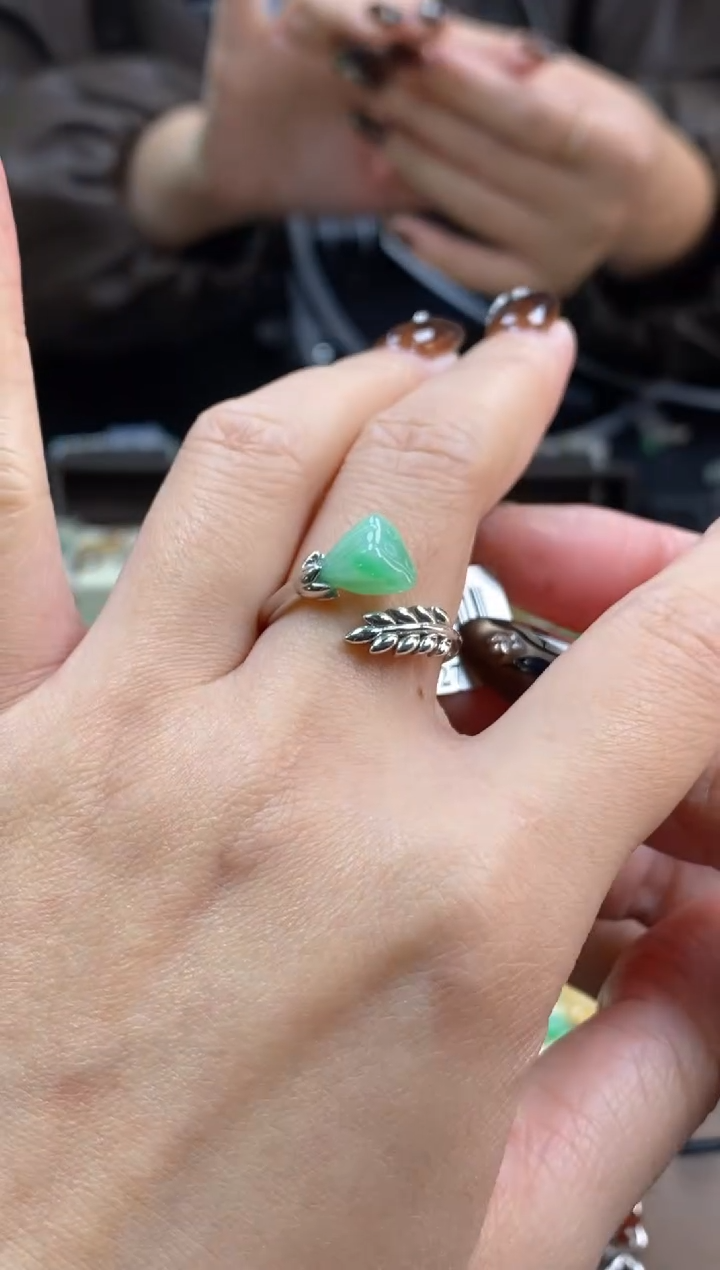 颈饰银S925镶嵌翡翠净货18427