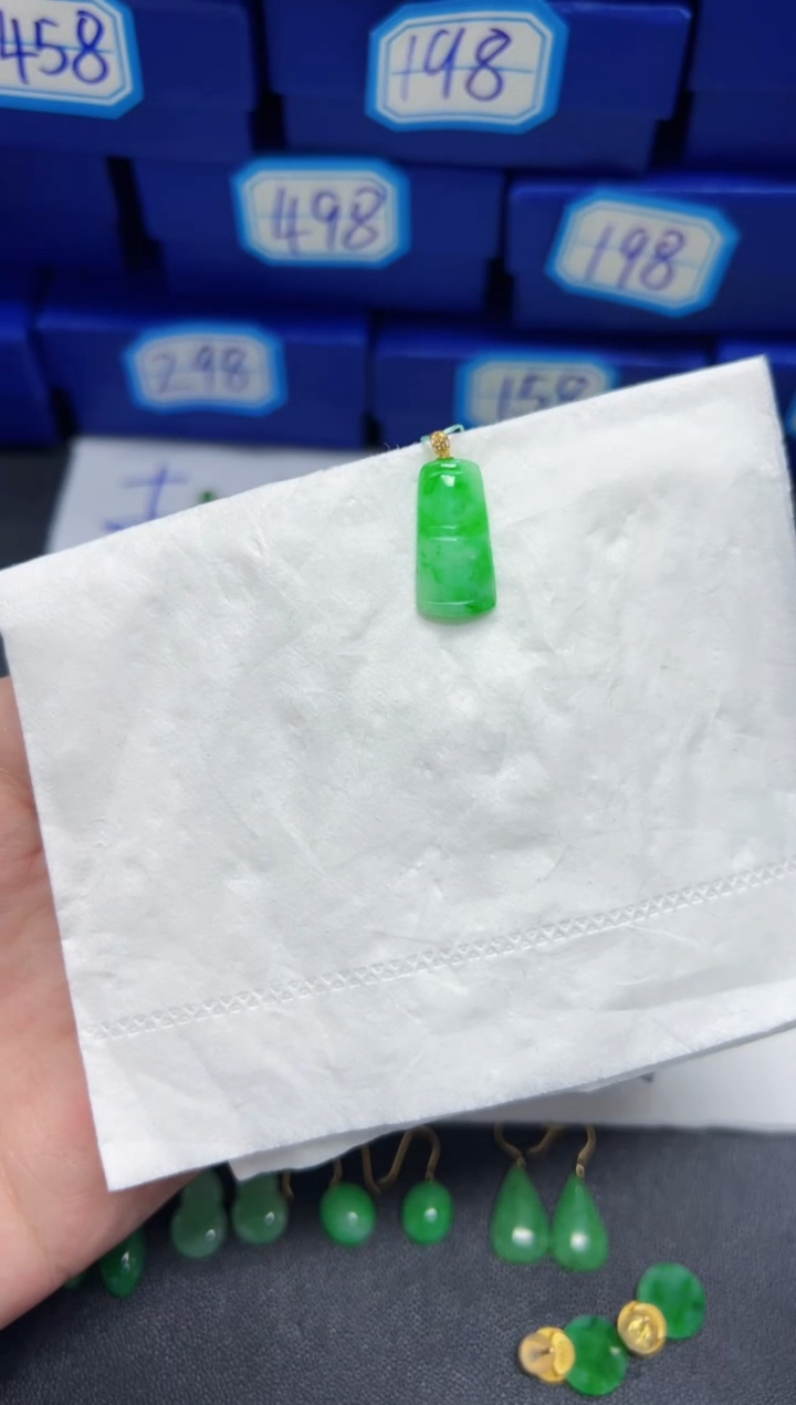 【闪购商品】翡翠颈饰18K金镶嵌Y缅料A货/支持复检/一件  