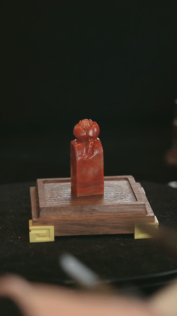 【闪购商品】寿山石红砂好运莲莲雕