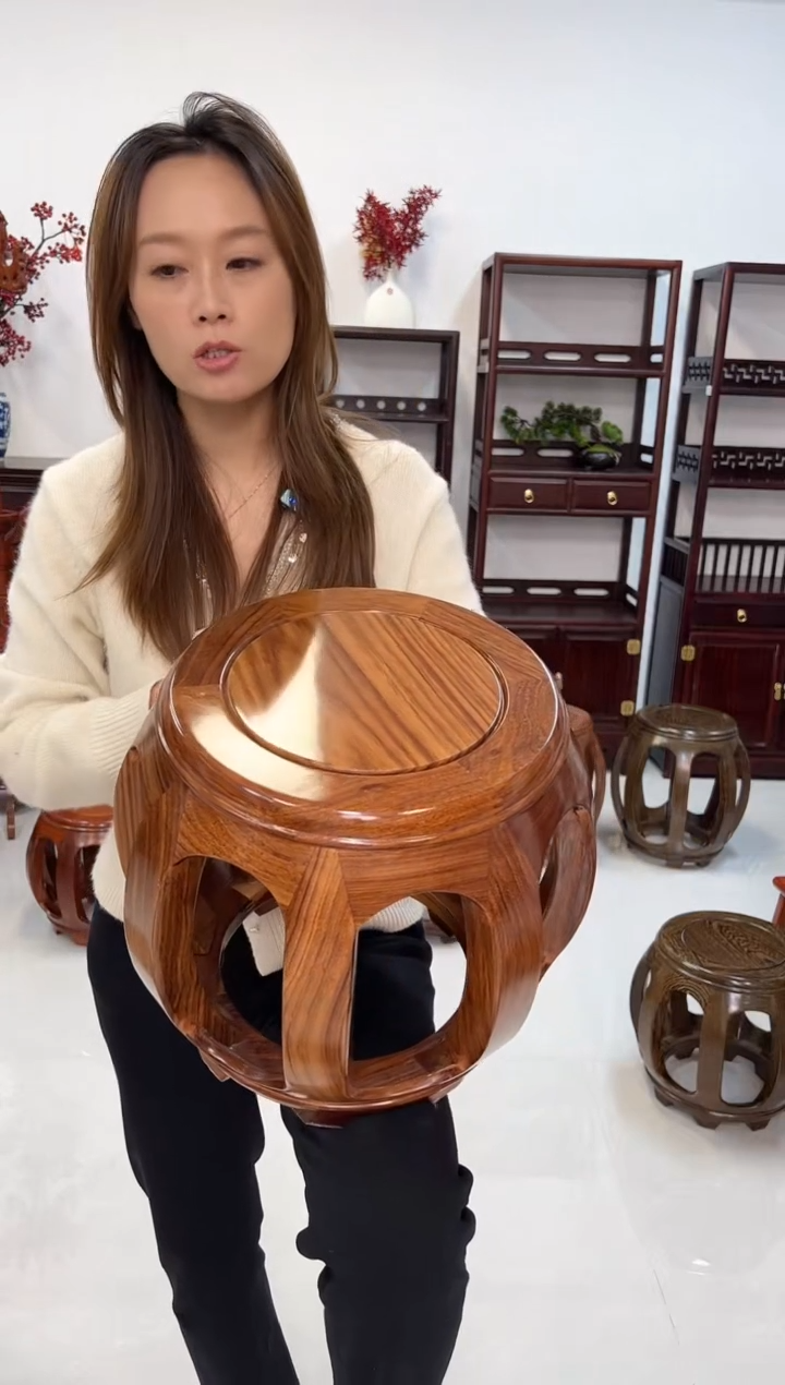 花梨木类家具毛**姥一对亚花梨小号原木色鼓凳