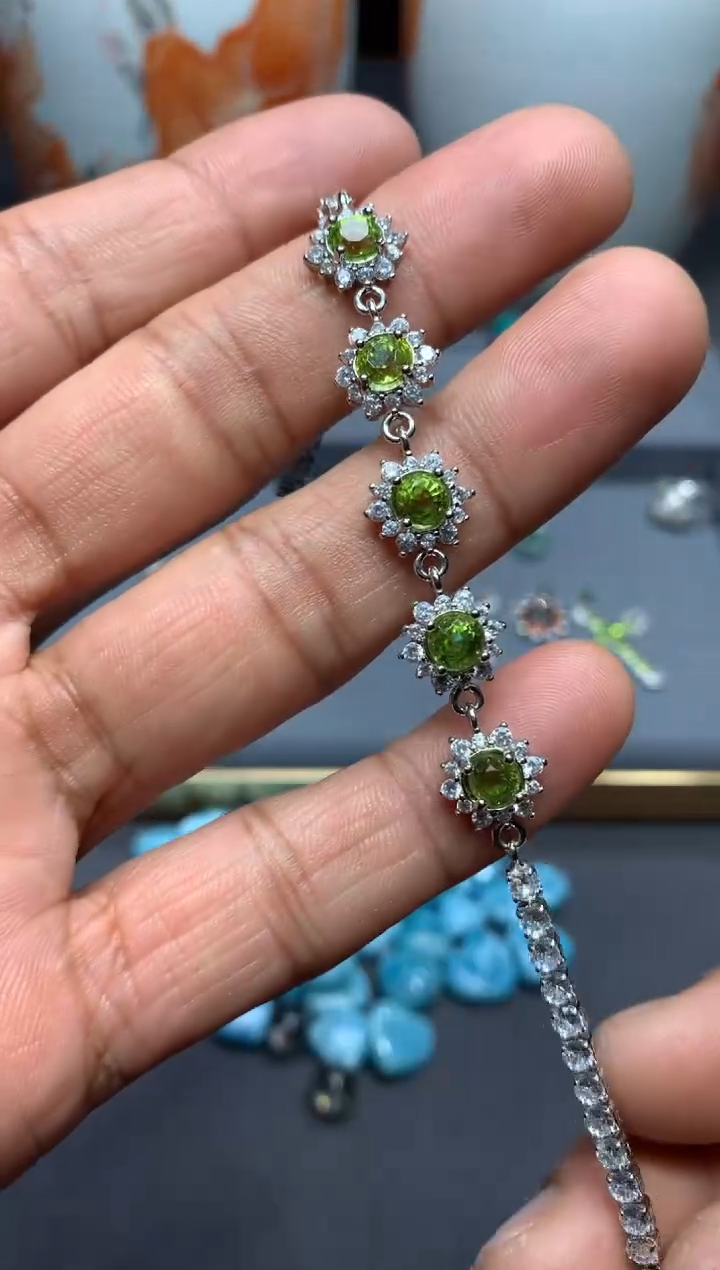 【闪购商品】橄榄石手链未镶嵌W68（随机性发货只发一单）