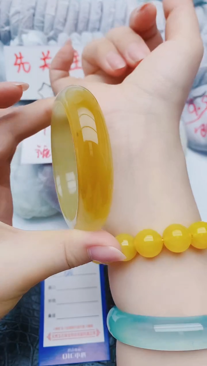 未镶嵌手镯石英质玉x226+60-61-62