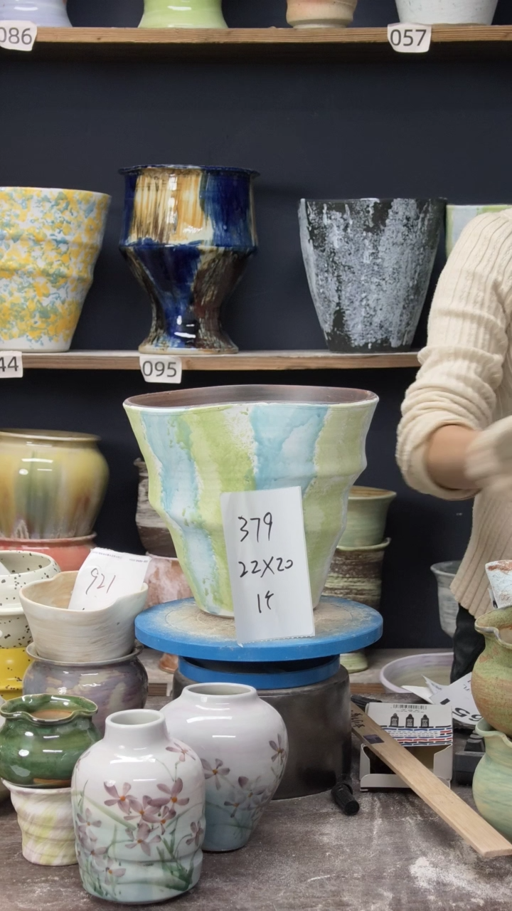 江西景德镇花盆微瑕379