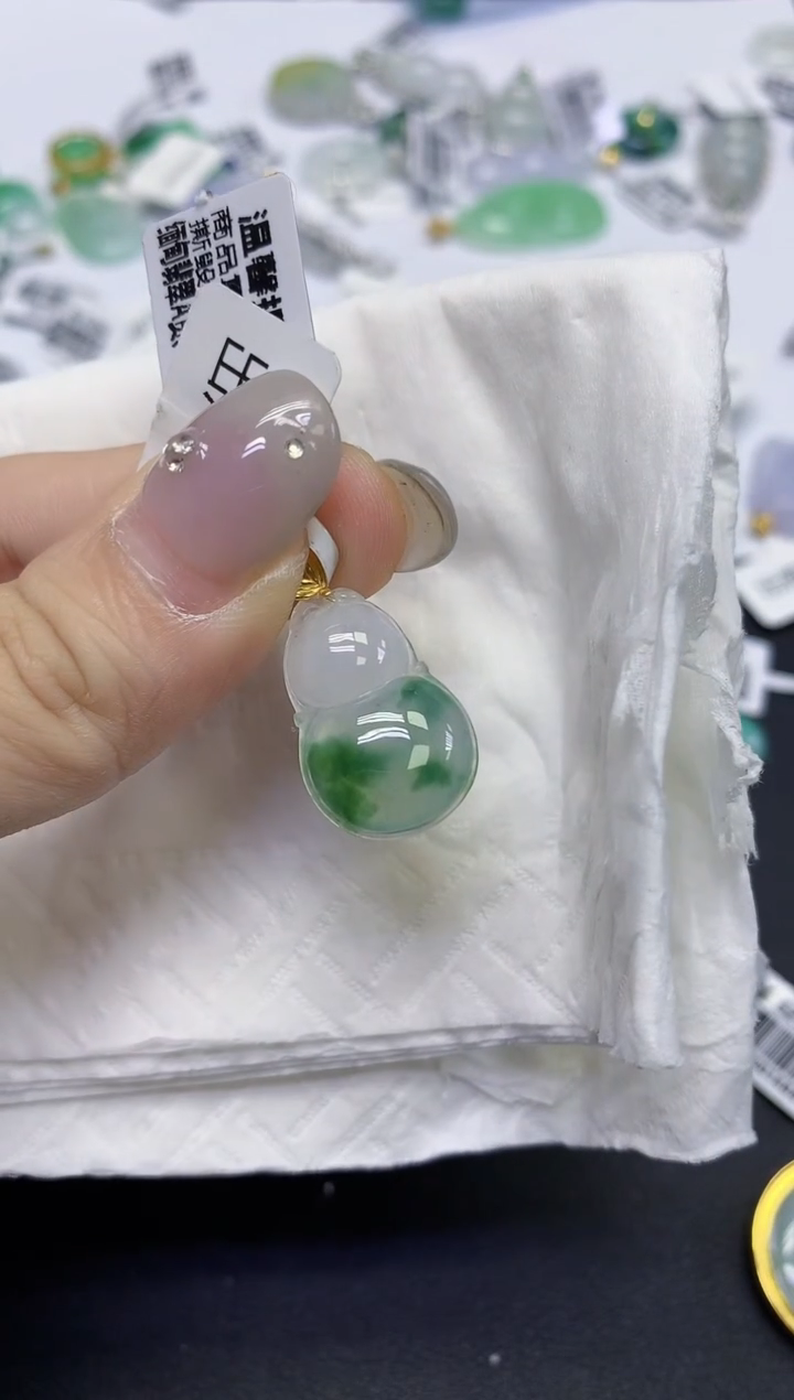 颈饰18K金镶嵌翡翠天然缅甸翡翠A货百元以上9元证书费自理