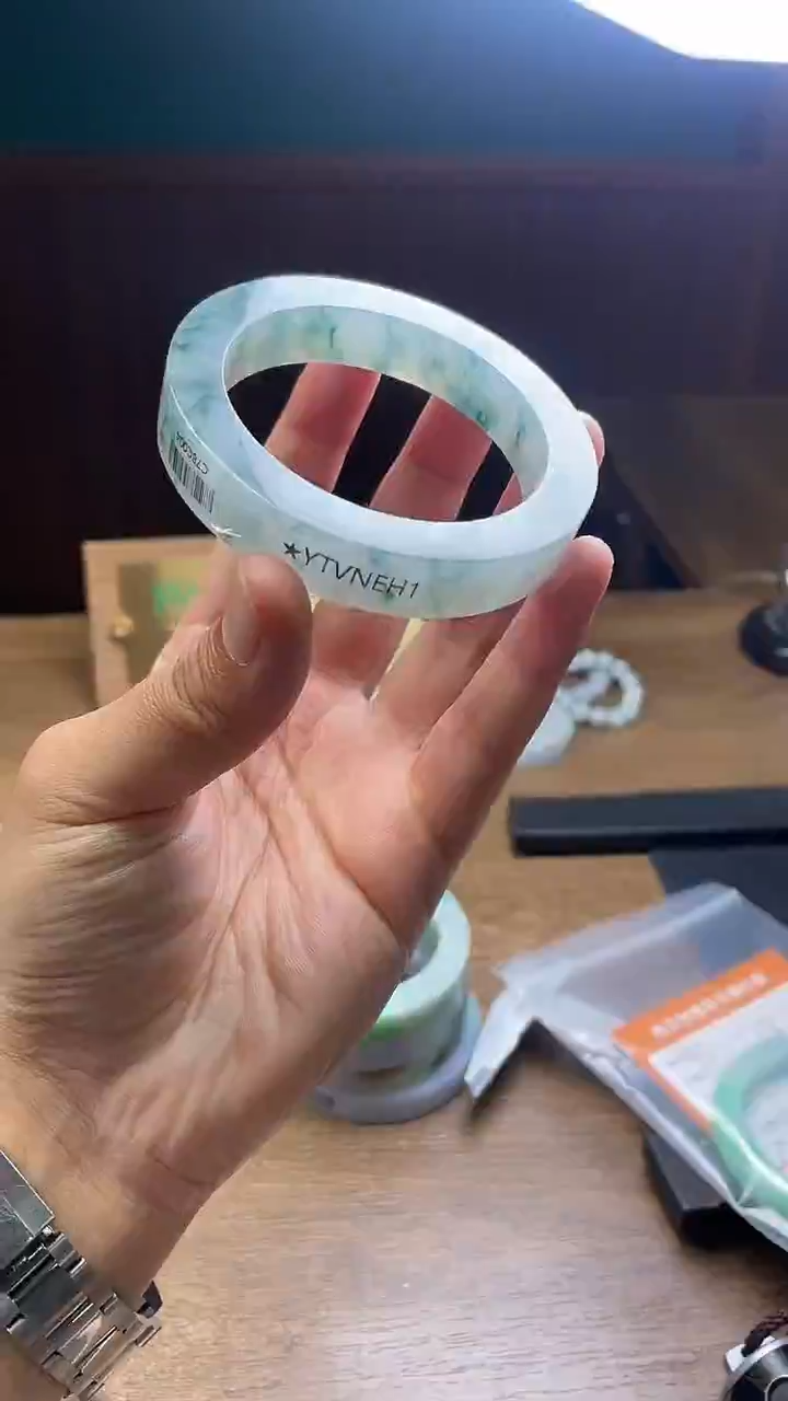 未镶嵌手镯定制翡翠用****0定制