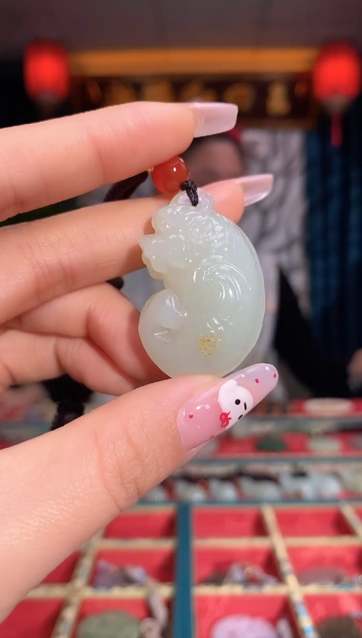 【闪购商品】和田玉颈饰未镶嵌鱼化龙