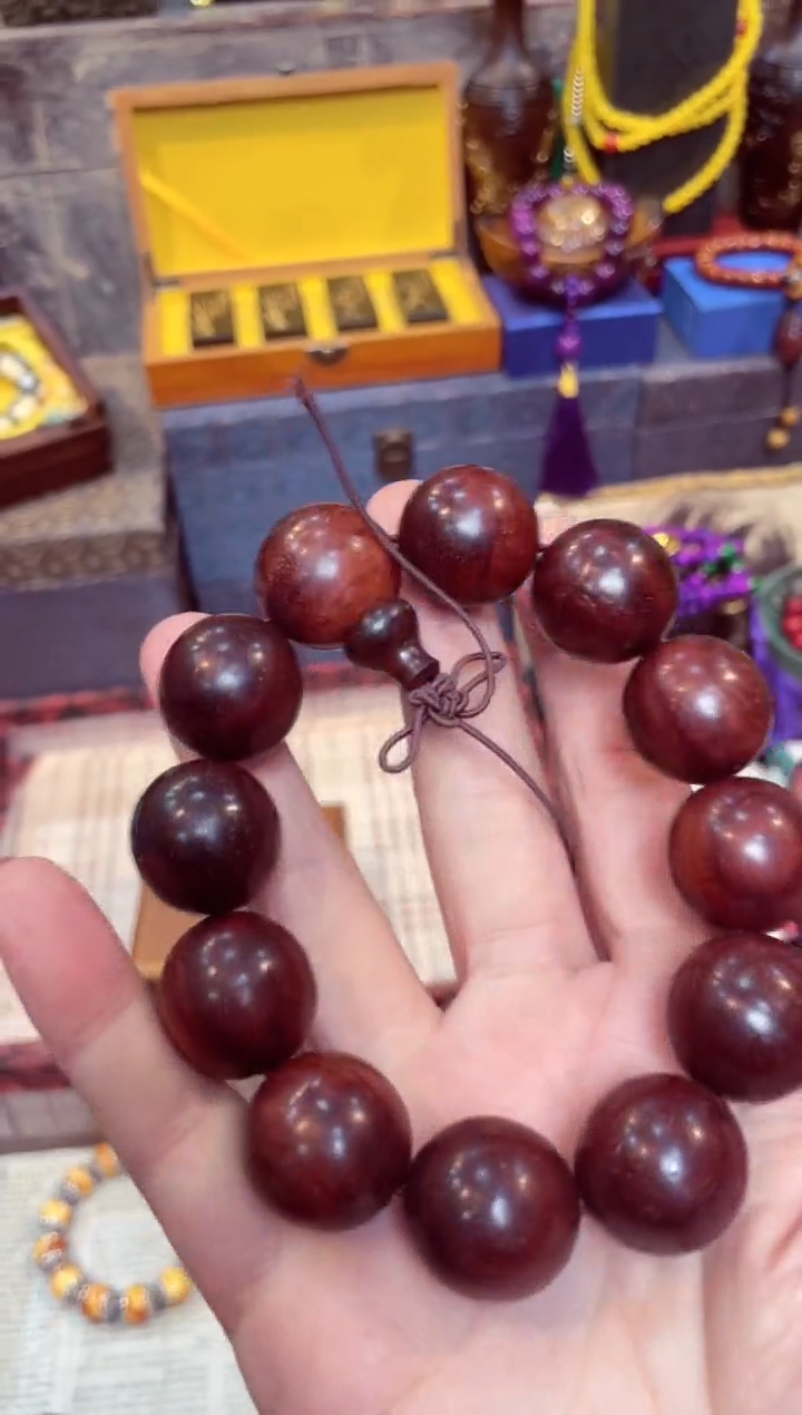 【闪购商品】手串               