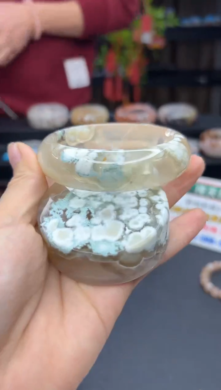 【闪购商品】石英质玉手镯未镶嵌228（60圈赠送镯心）