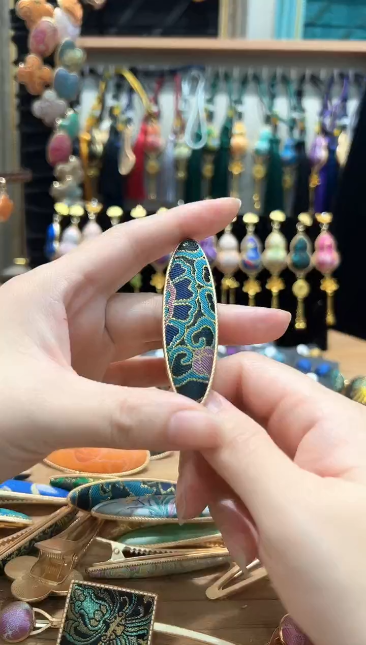 【闪购商品】【孤品车3.6】大小团纹大柳叶鸭嘴夹