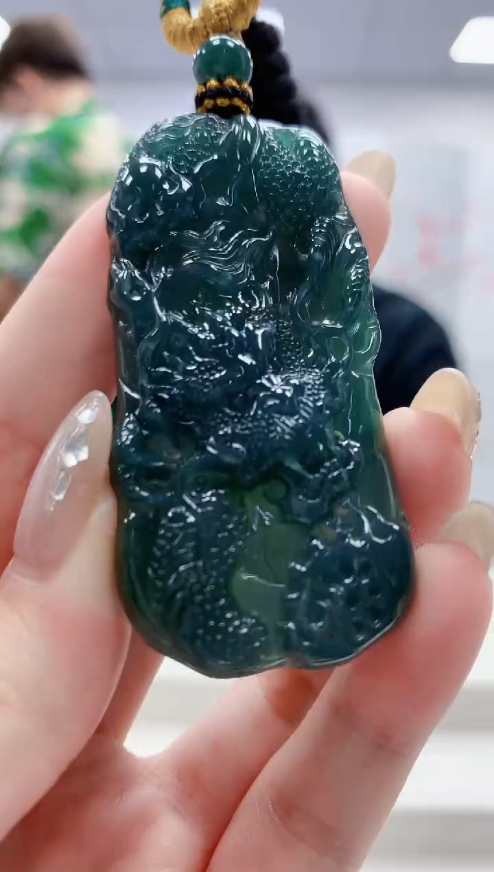 未镶嵌定制翡翠4898jw-毛货挂件101