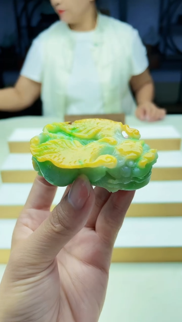 未镶嵌定制翡翠毛货09240121