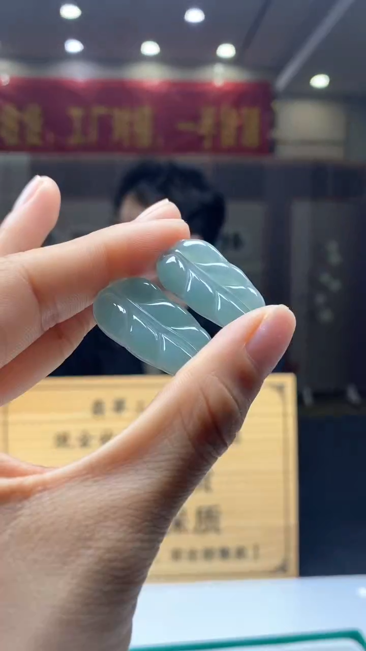 【闪购商品】定制翡翠未镶嵌多样性发货【只发一件】 *s106