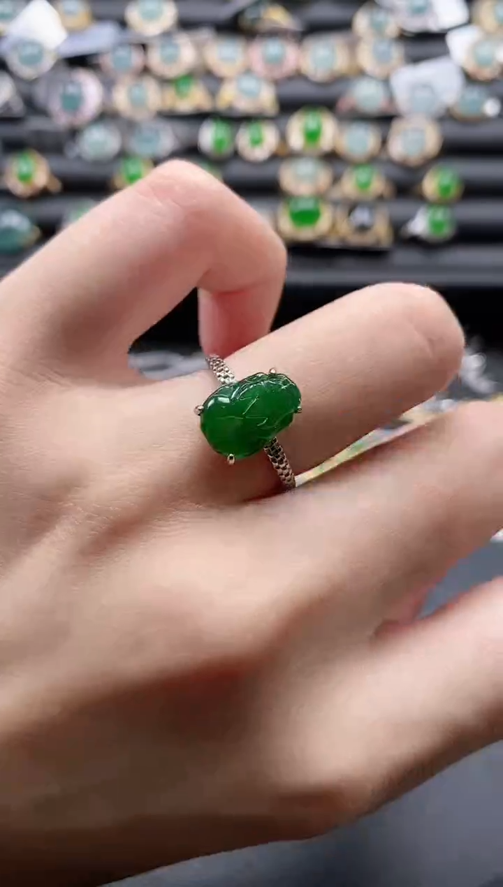 【闪购商品】翡翠戒指银S925镶嵌51151