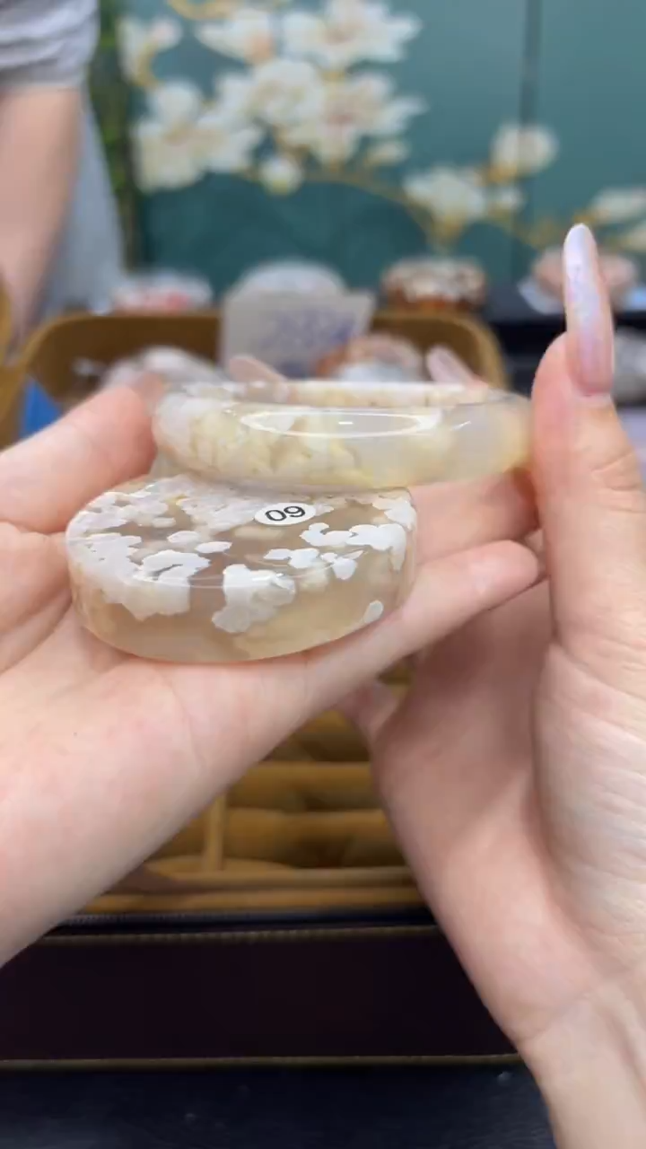 【闪购商品】石英质玉手镯未镶嵌A751(59圈赠送镯心)