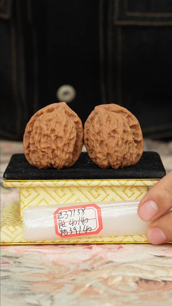 【闪购商品】文玩核桃把件非嫁接北京