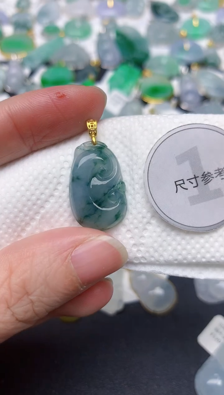 颈饰未镶嵌翡翠天然缅甸A货翡翠