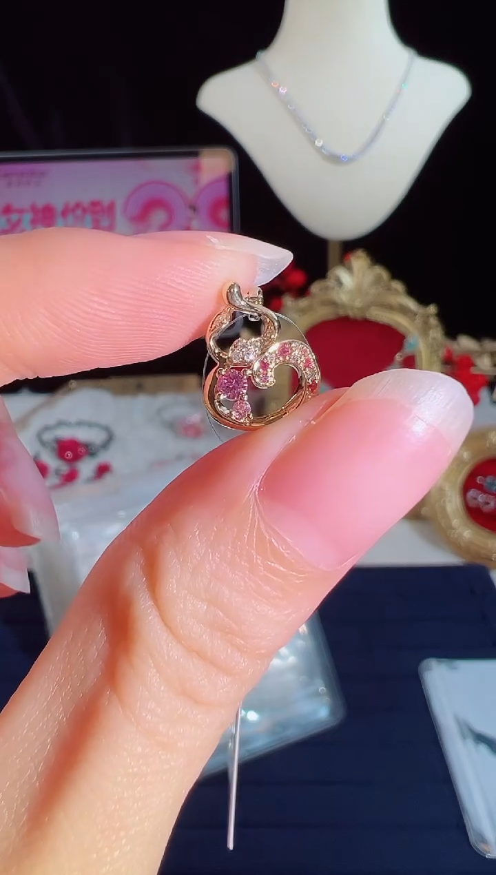 【闪购商品】彩色蓝宝石颈饰18K金镶嵌BN18150#-W#81