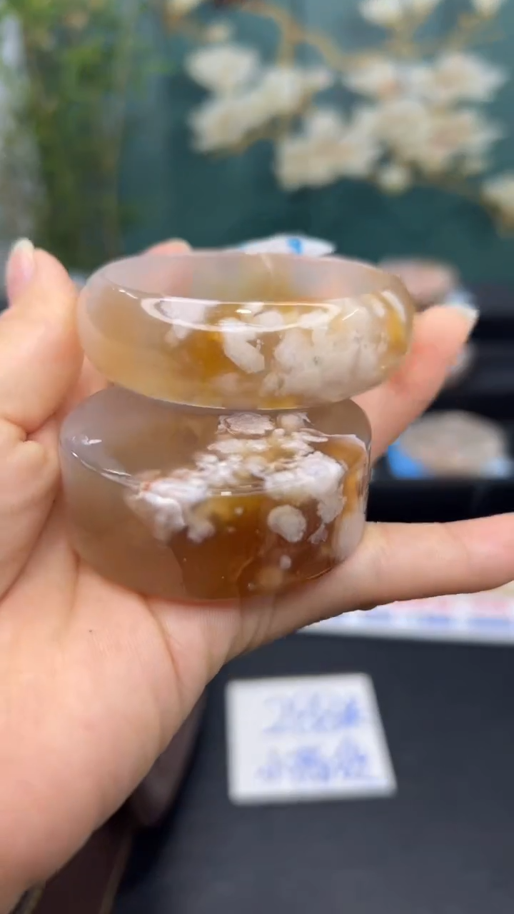 【闪购商品】石英质玉手镯未镶嵌A450(54圈赠送镯心)