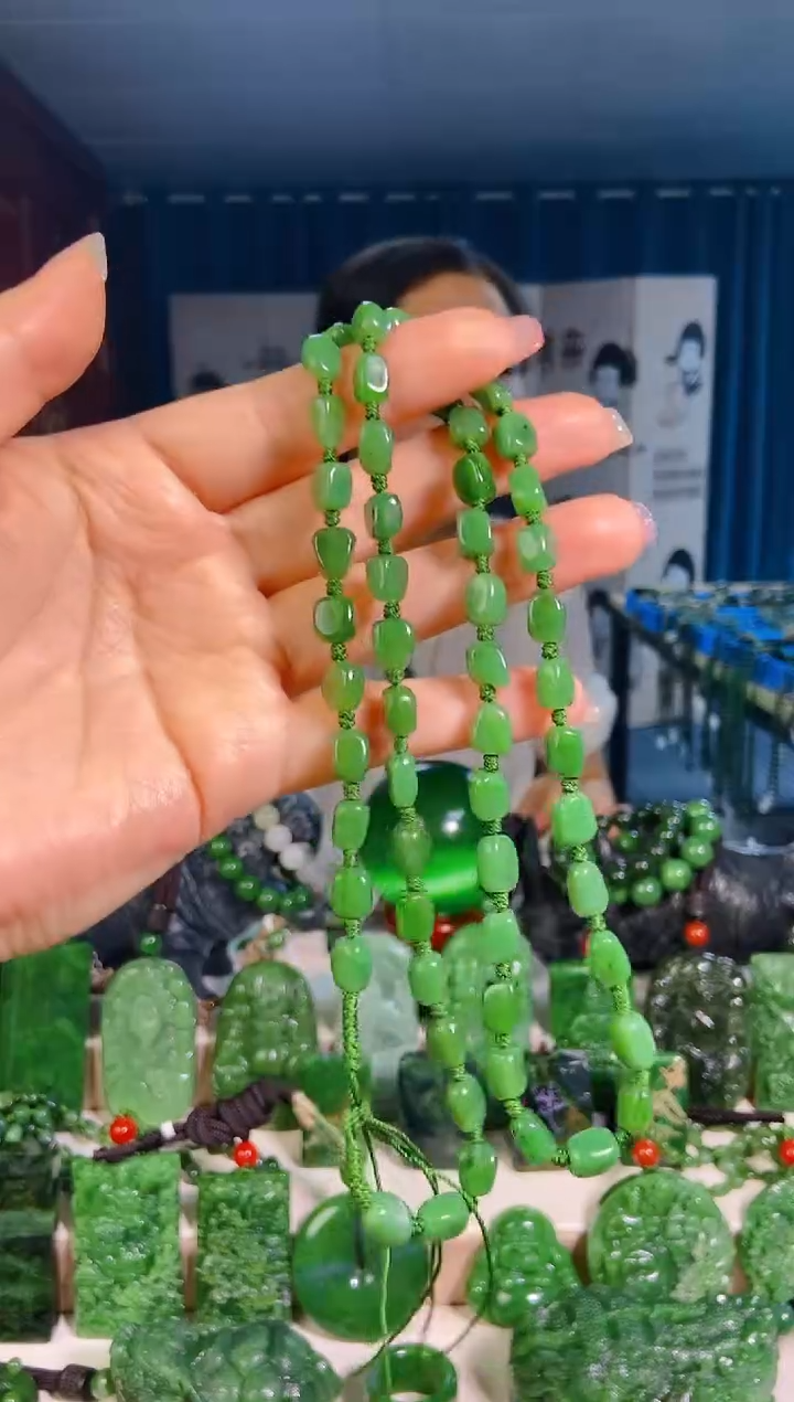 和田玉未镶嵌挂件1